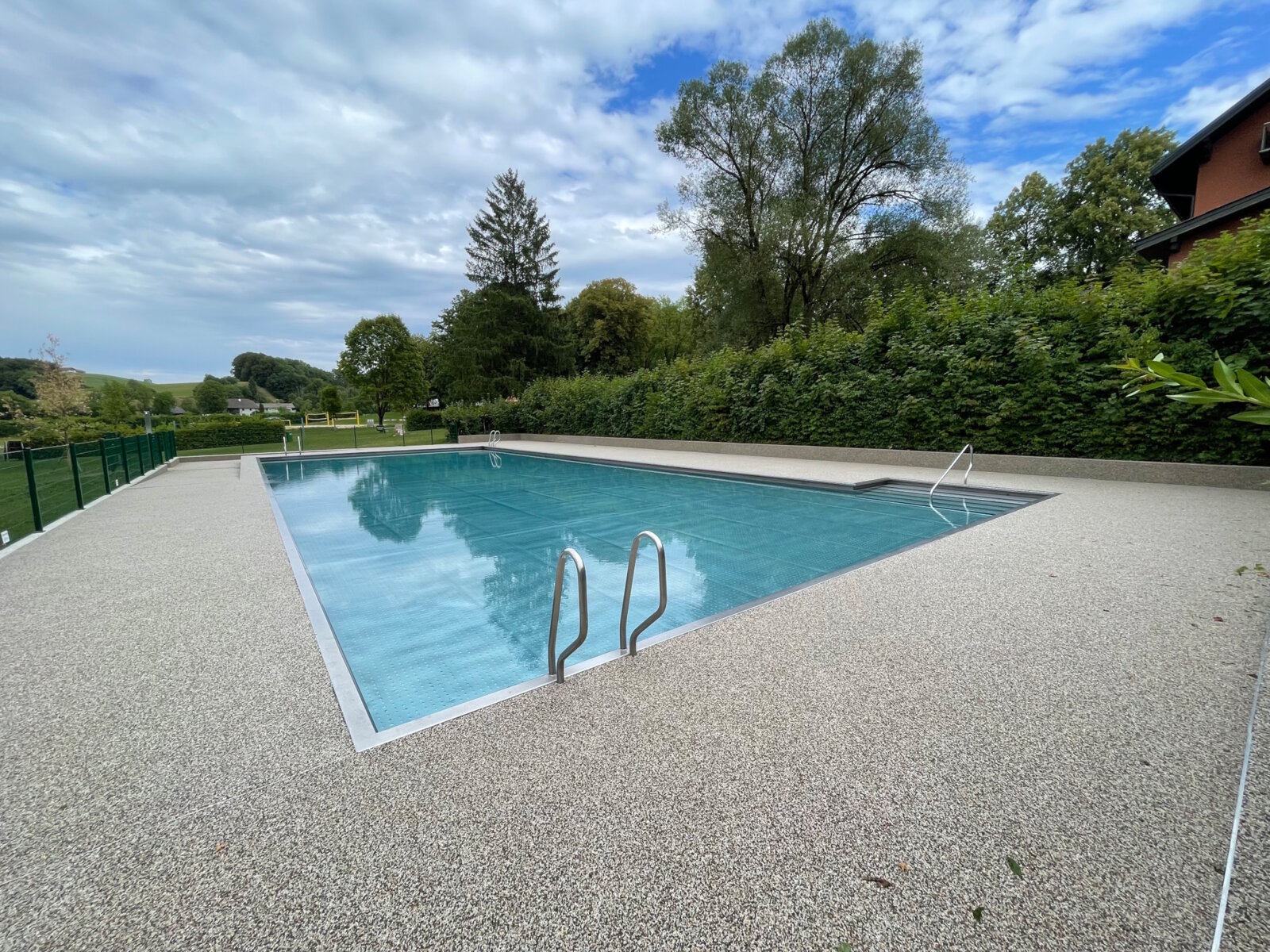 Freischwimmbecken Henndorf